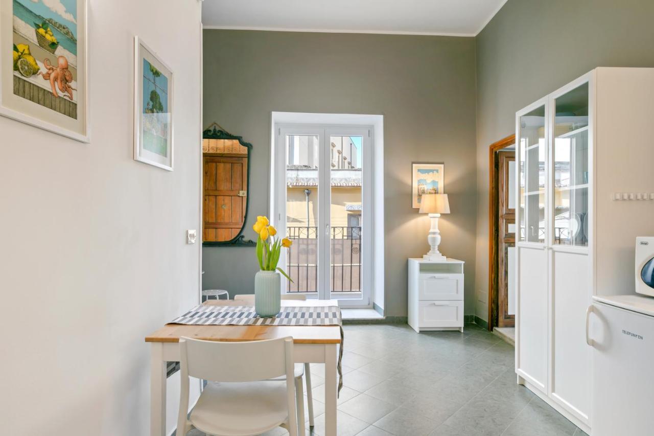 Stylish Flat Maqueda Apartment Palermo Exterior photo