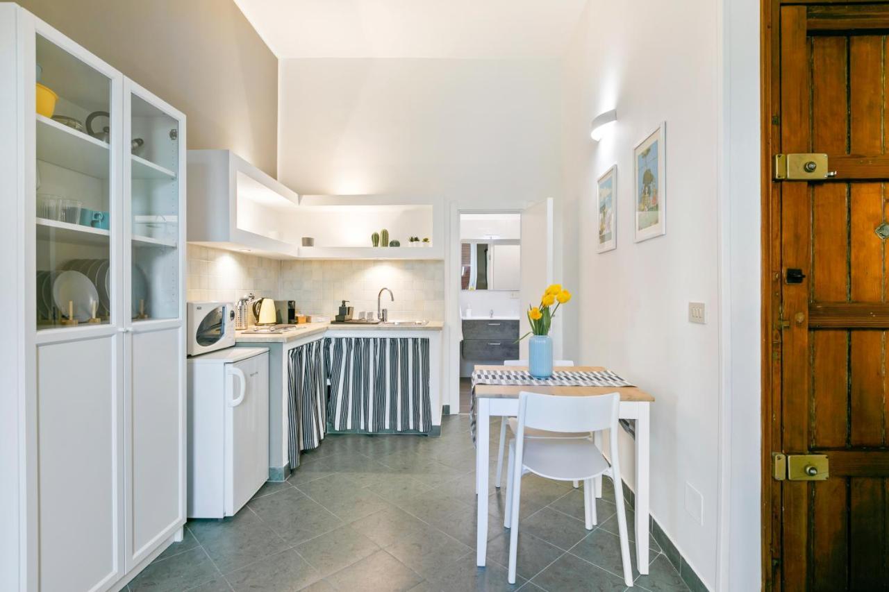 Stylish Flat Maqueda Apartment Palermo Exterior photo